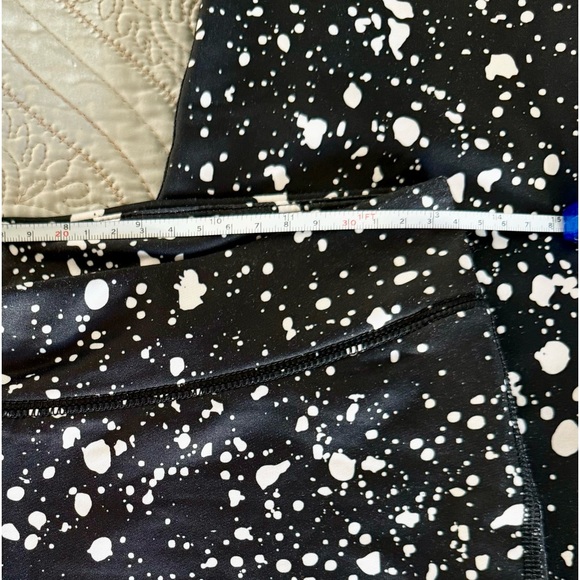 Under Armour COLDGEAR leggings Black & White size XS - Picture 4 of 6